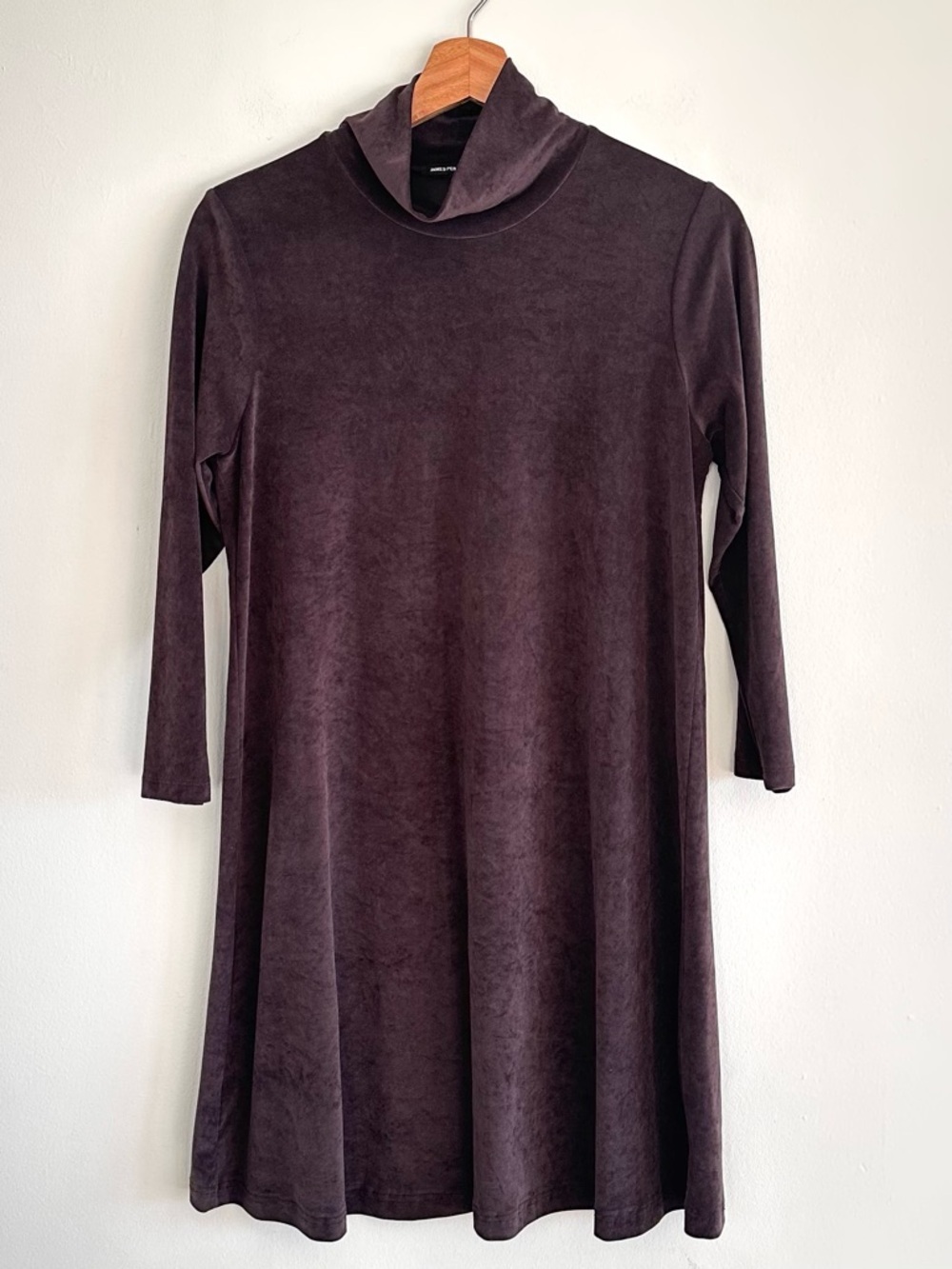 James Perse Mock neck long sleeve brown softy stretchy jersey knit velour dress